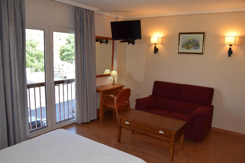 Hotel Mari Carmen Гуадіс Екстер'єр фото