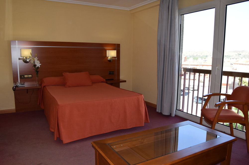 Hotel Mari Carmen Гуадіс Екстер'єр фото